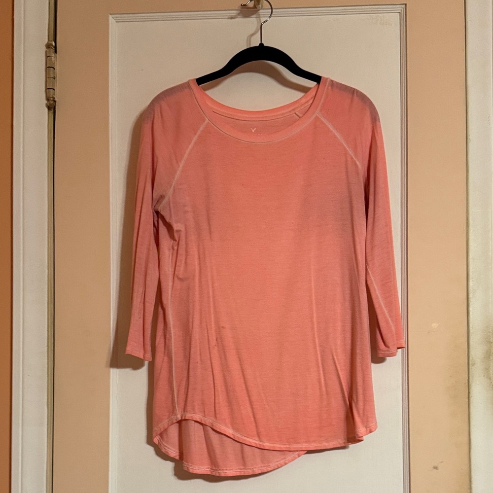 American Eagle Outfitters Coral Long Sleeve Tee